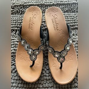 NWOT Skechers wedge sandals